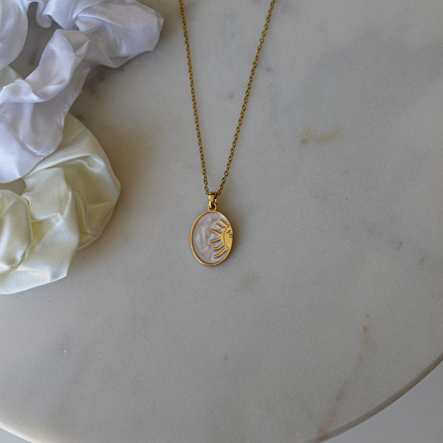 Sun Amulett Kette