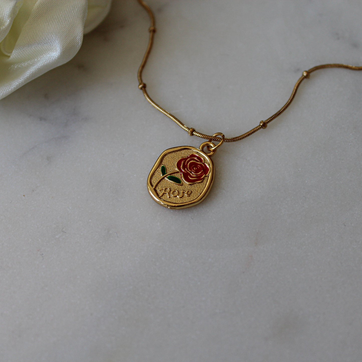 Red Rose Amulett Kette