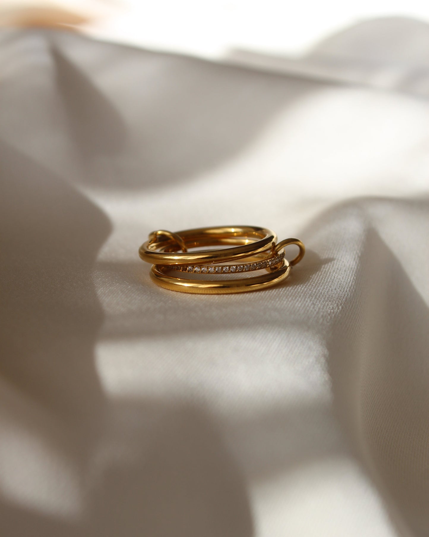 Interlocked Ring