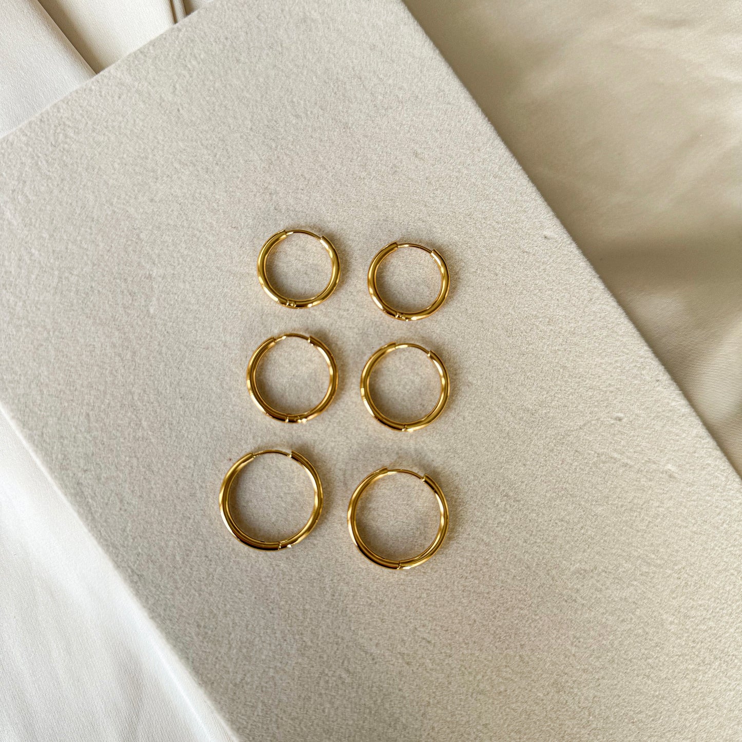 Bella Hoops