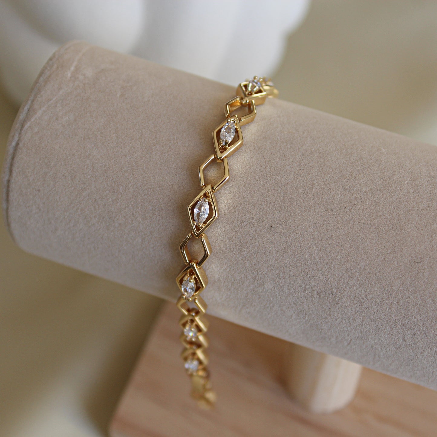 Konani Armband