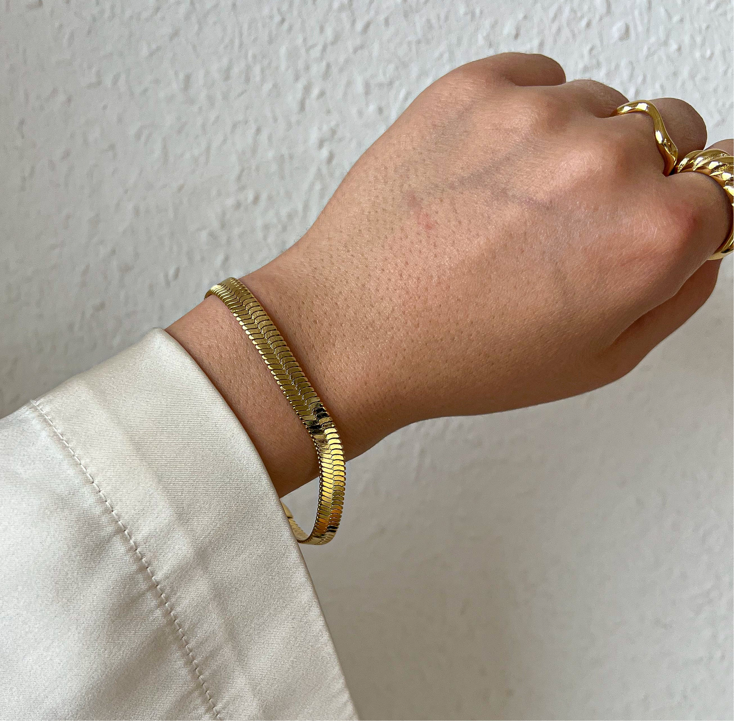 Chunky Sleek Armband