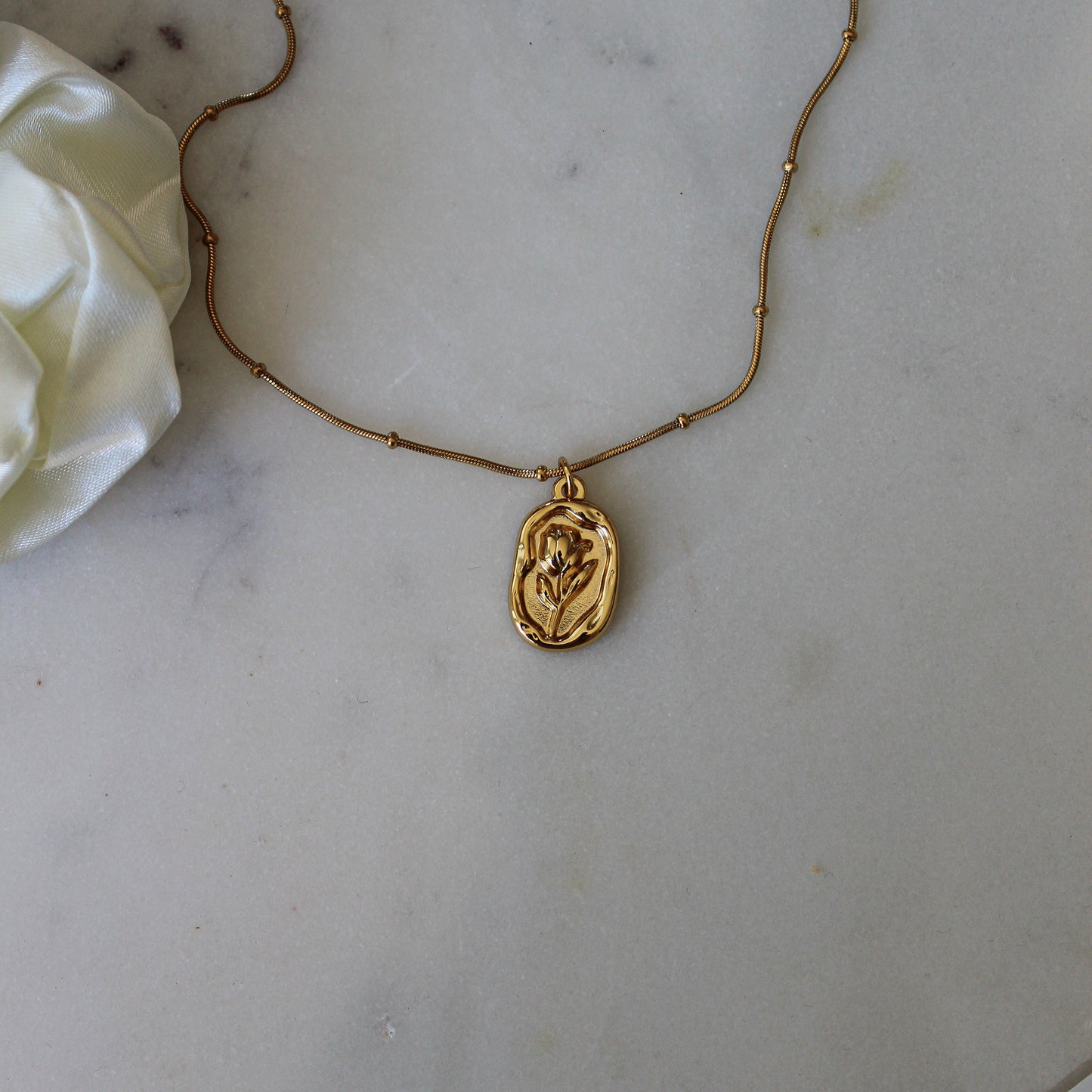 Rose Amulett Kette