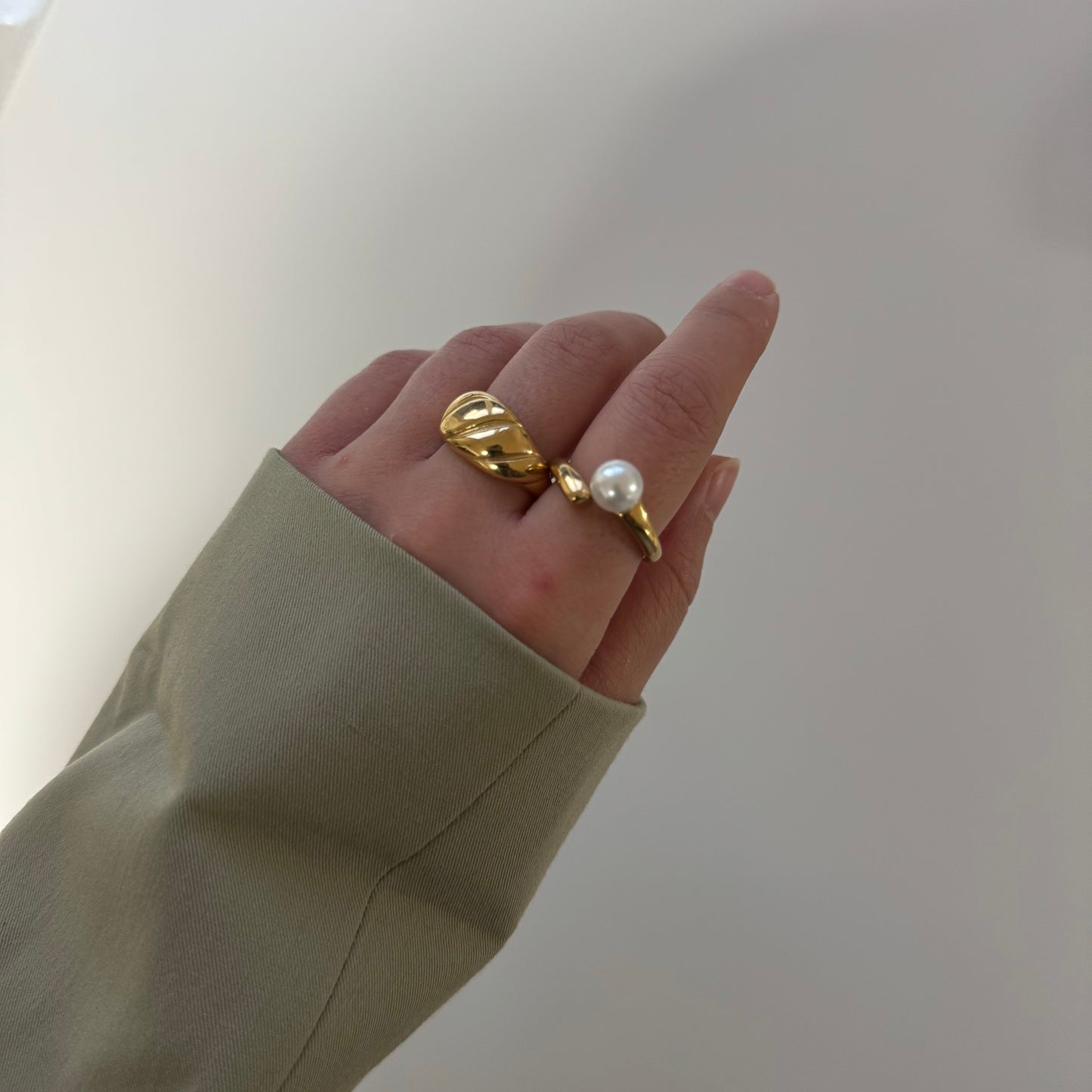 Olina Ring