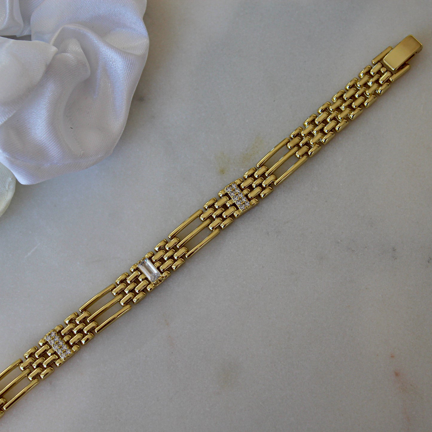 Sua Bracelet