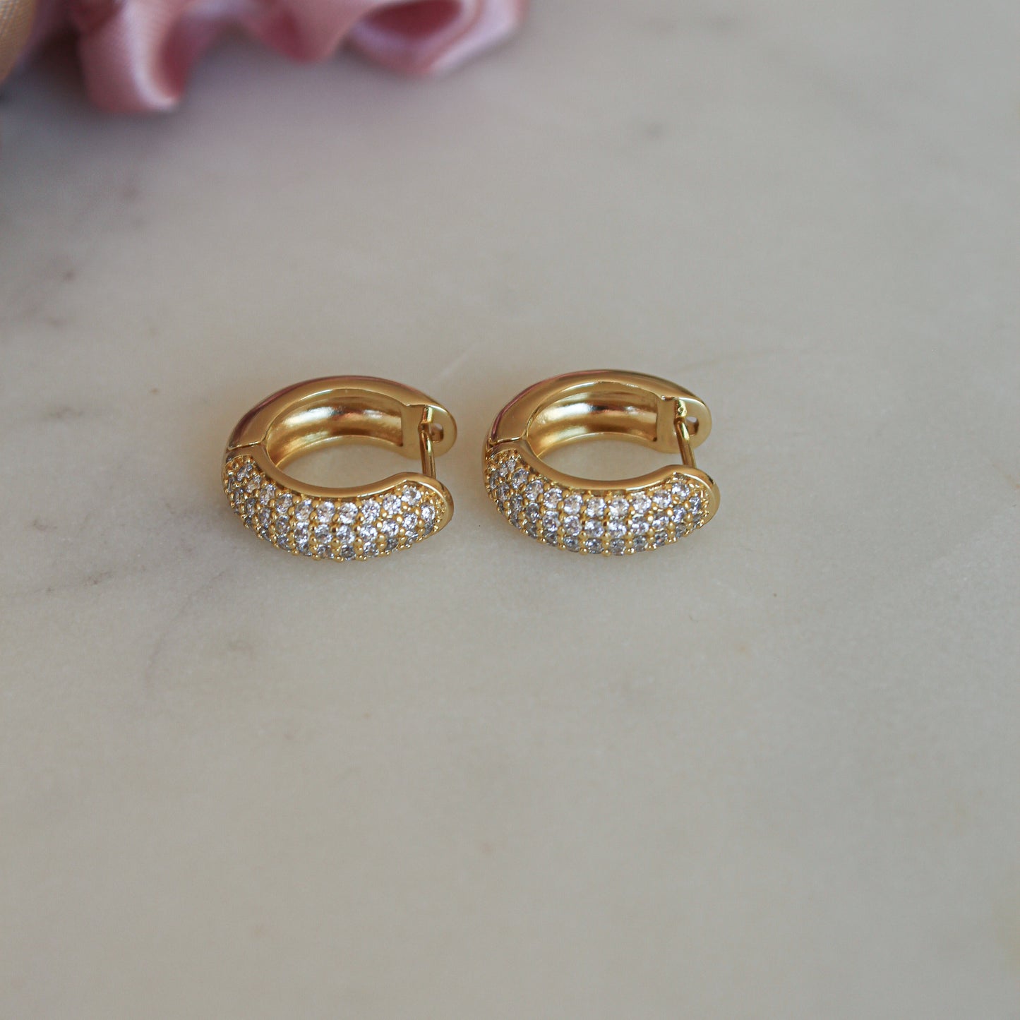 Avinia Sparkle Hoops