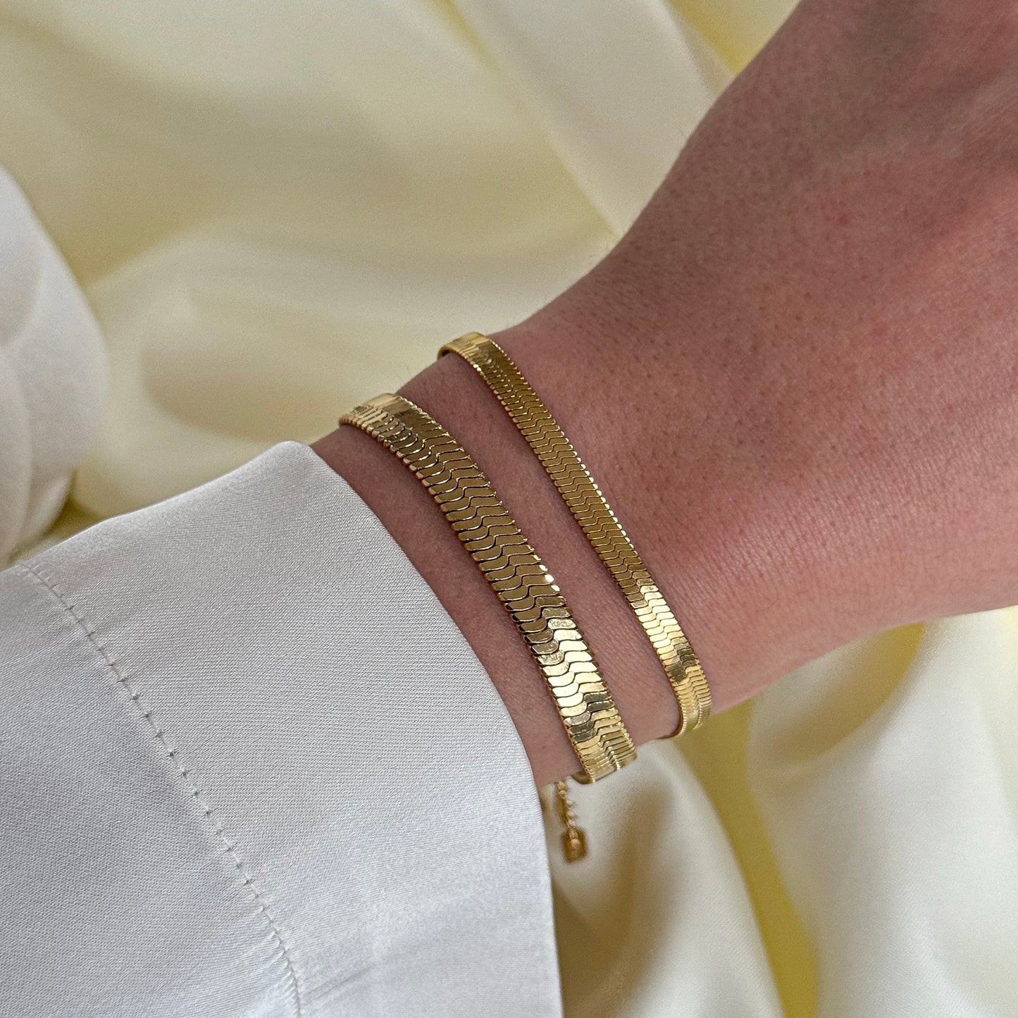 Chunky Sleek Armband