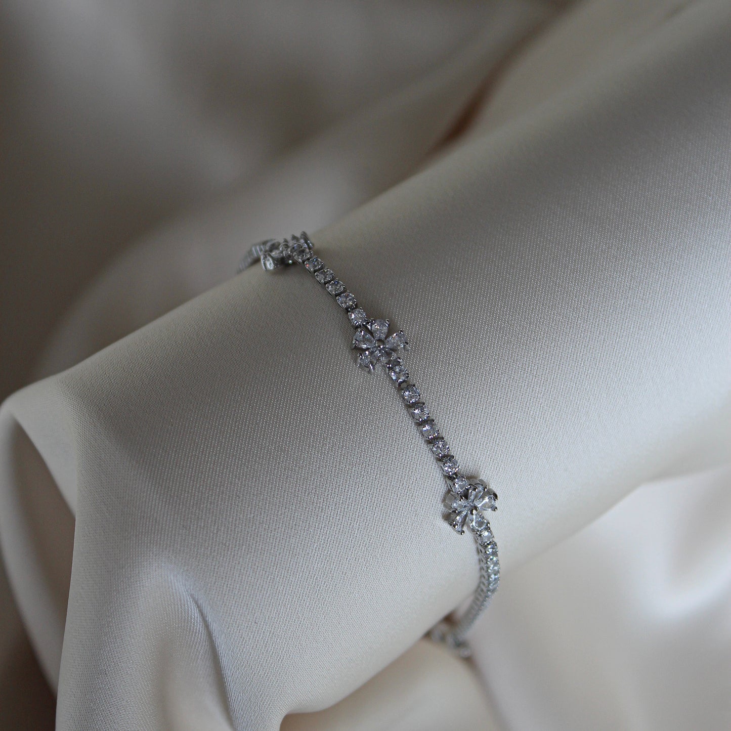 Tennis Bracelet Mini Clover