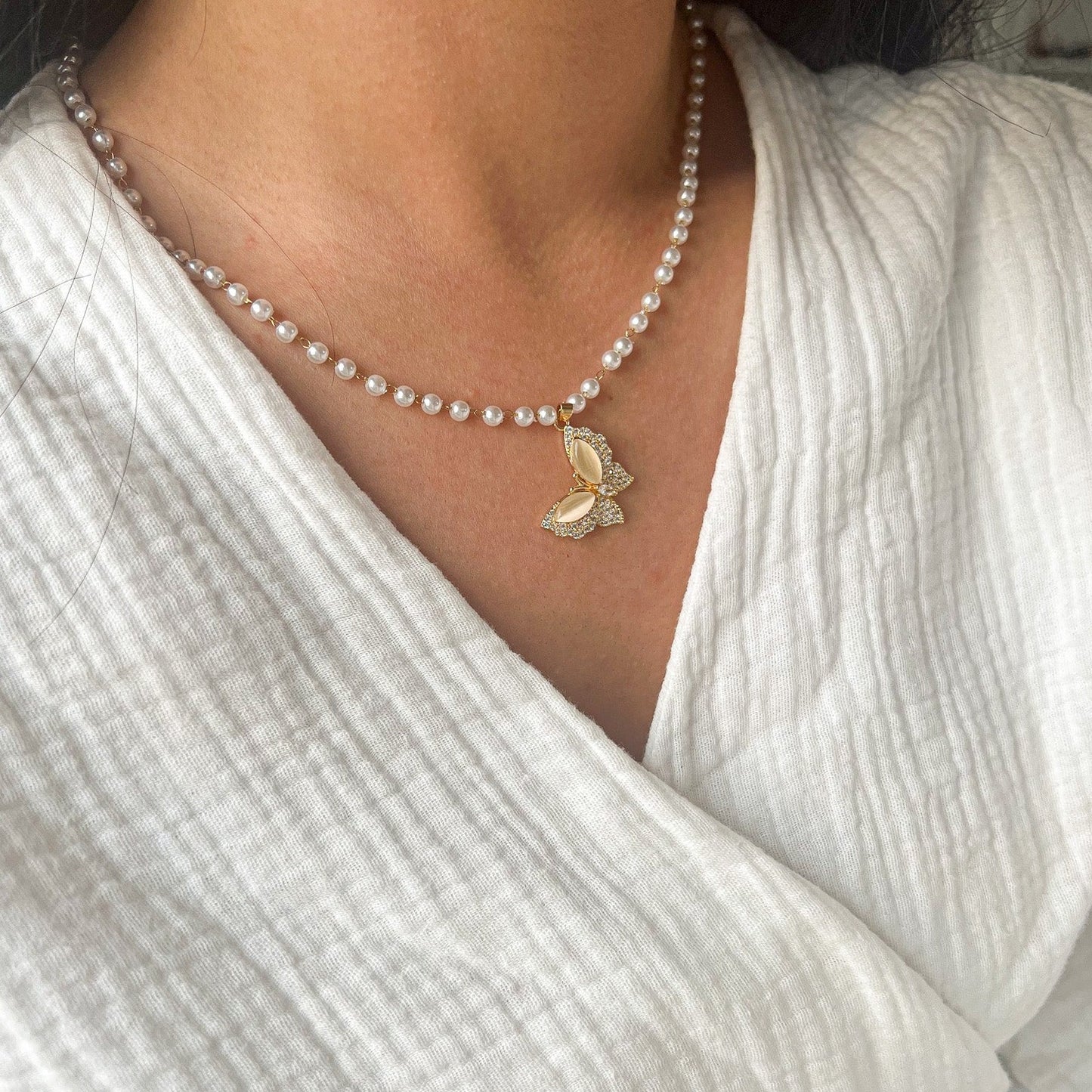 Pearl Butterfly Kette