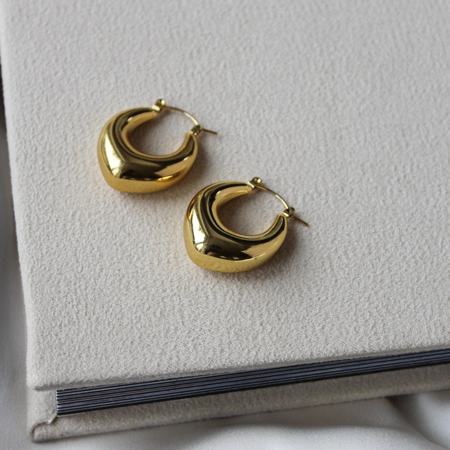 Lilian earrings