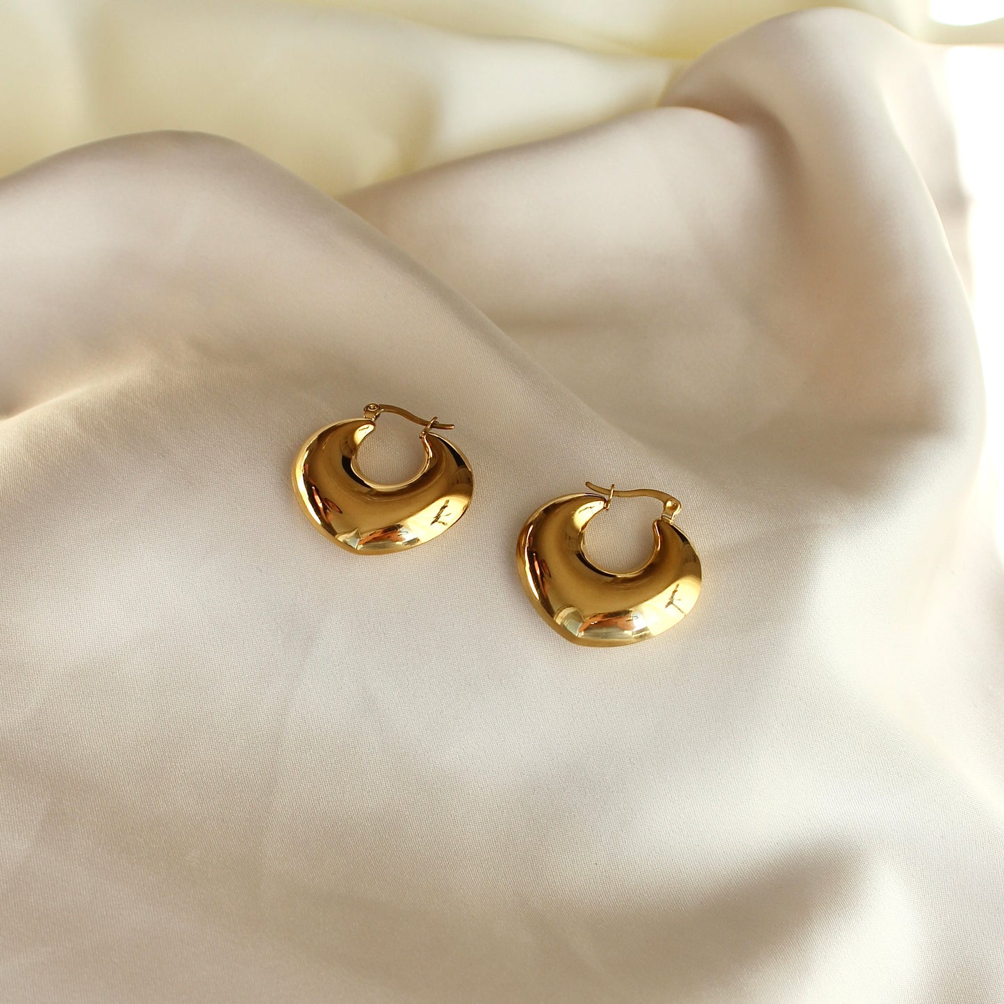 Lahela Chunky Hoops