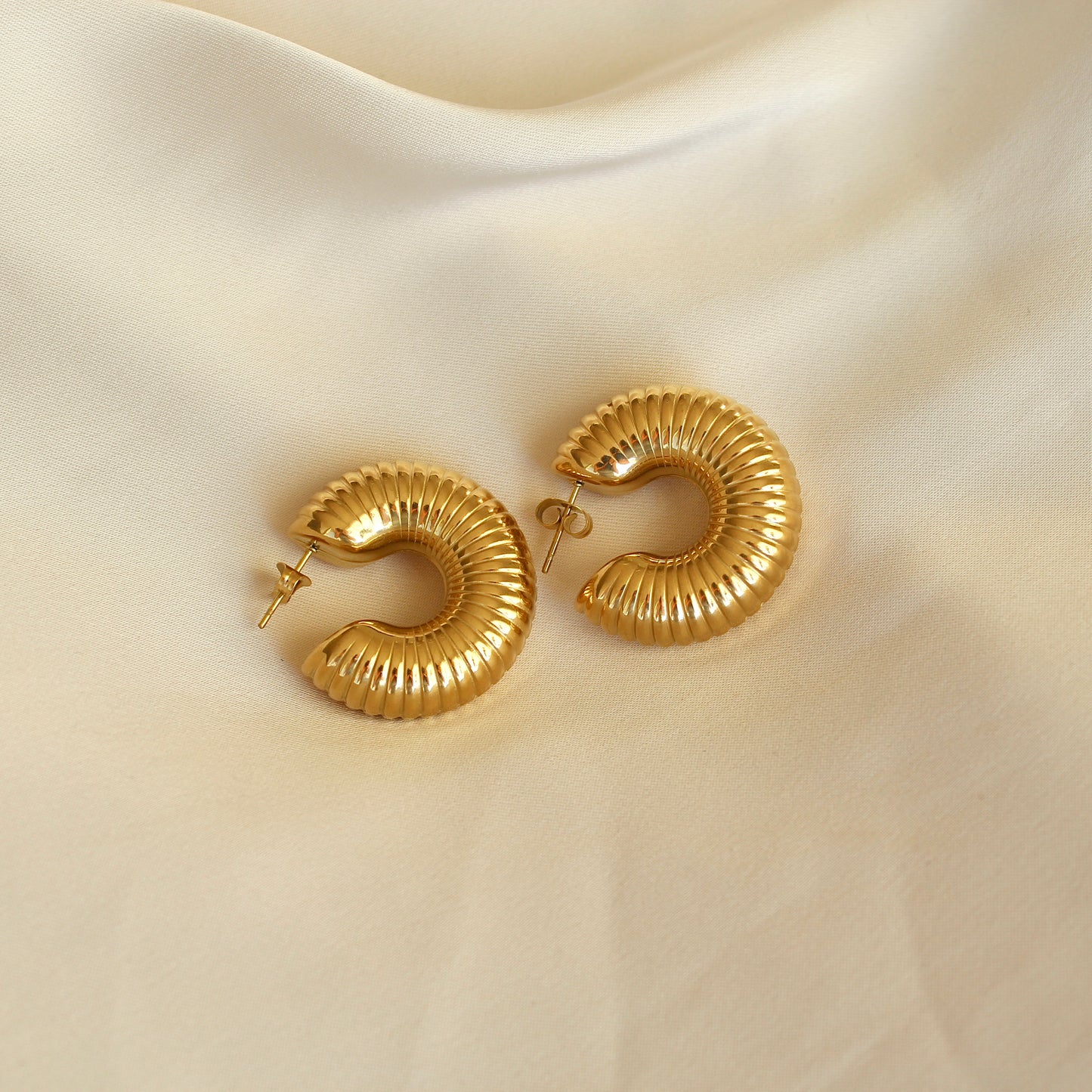Big Kate Hoops ribbed