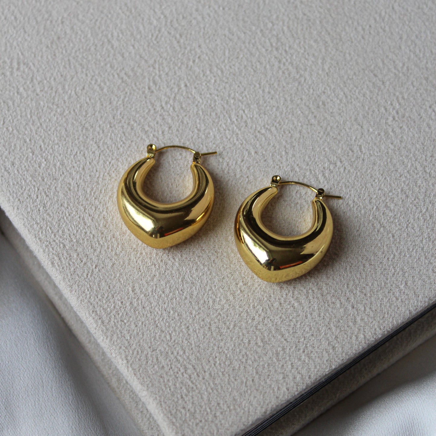Lilian earrings