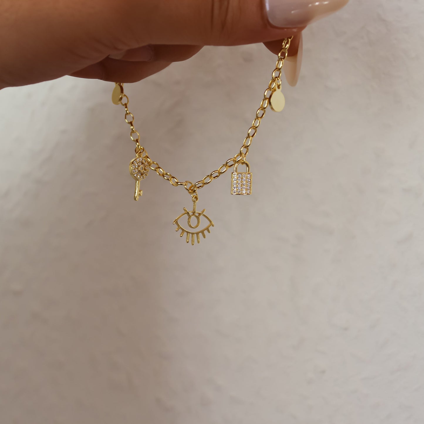 Eye Charm VIP Armband
