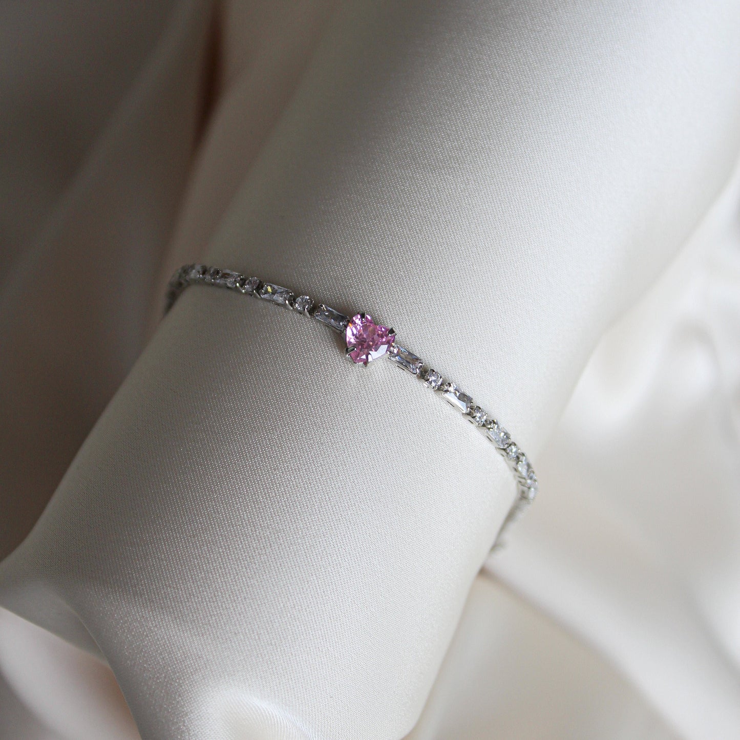 Fine Heart Tennis Bracelet Silver