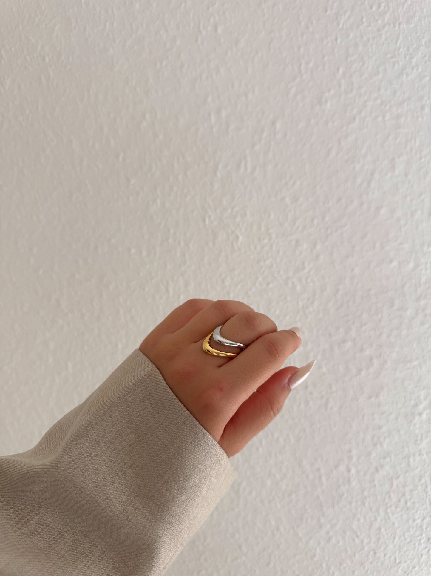 V-Ring