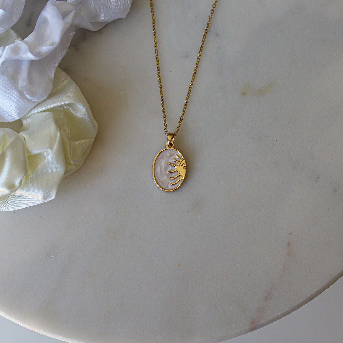 Sun Amulett Kette
