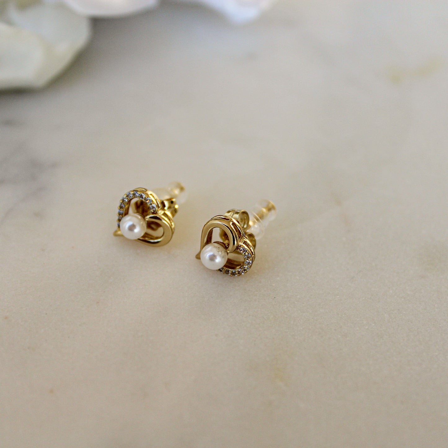 Mini heart stud earrings