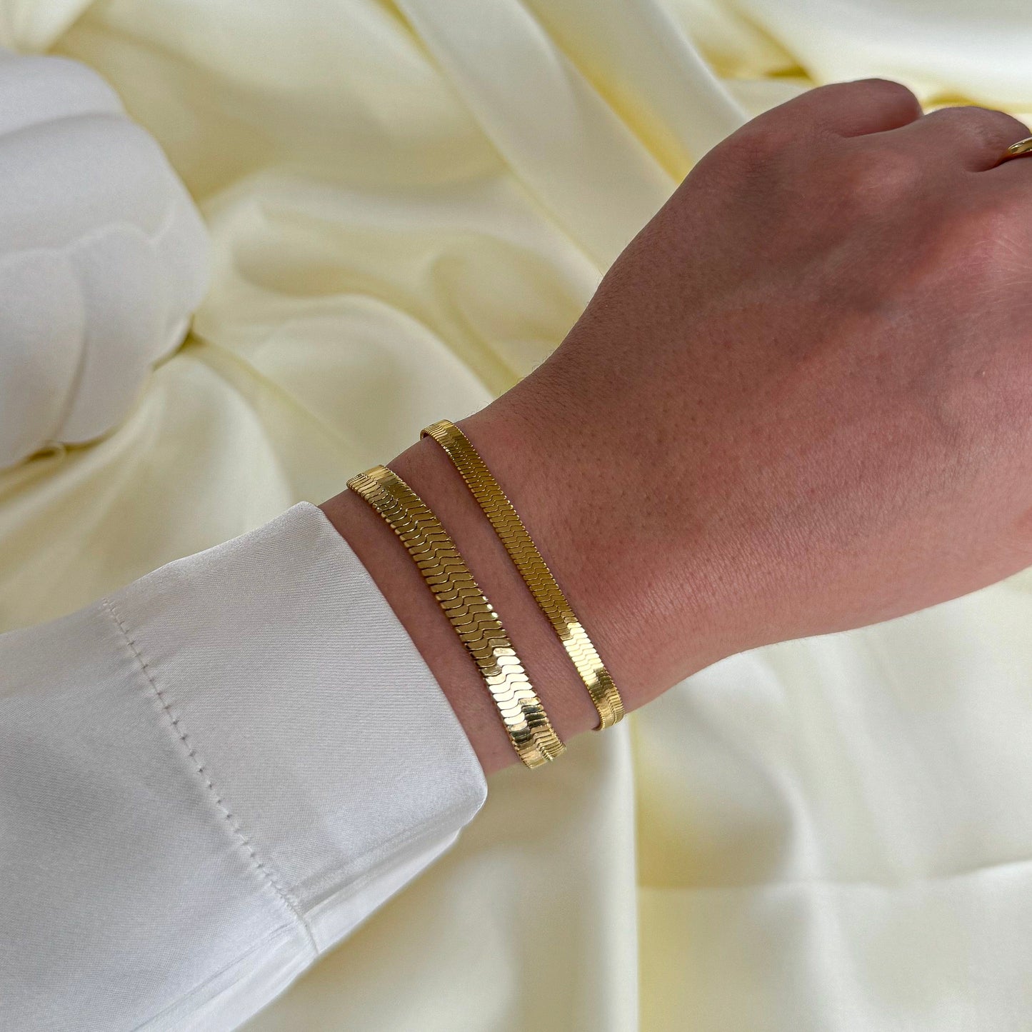 Chunky Sleek Armband