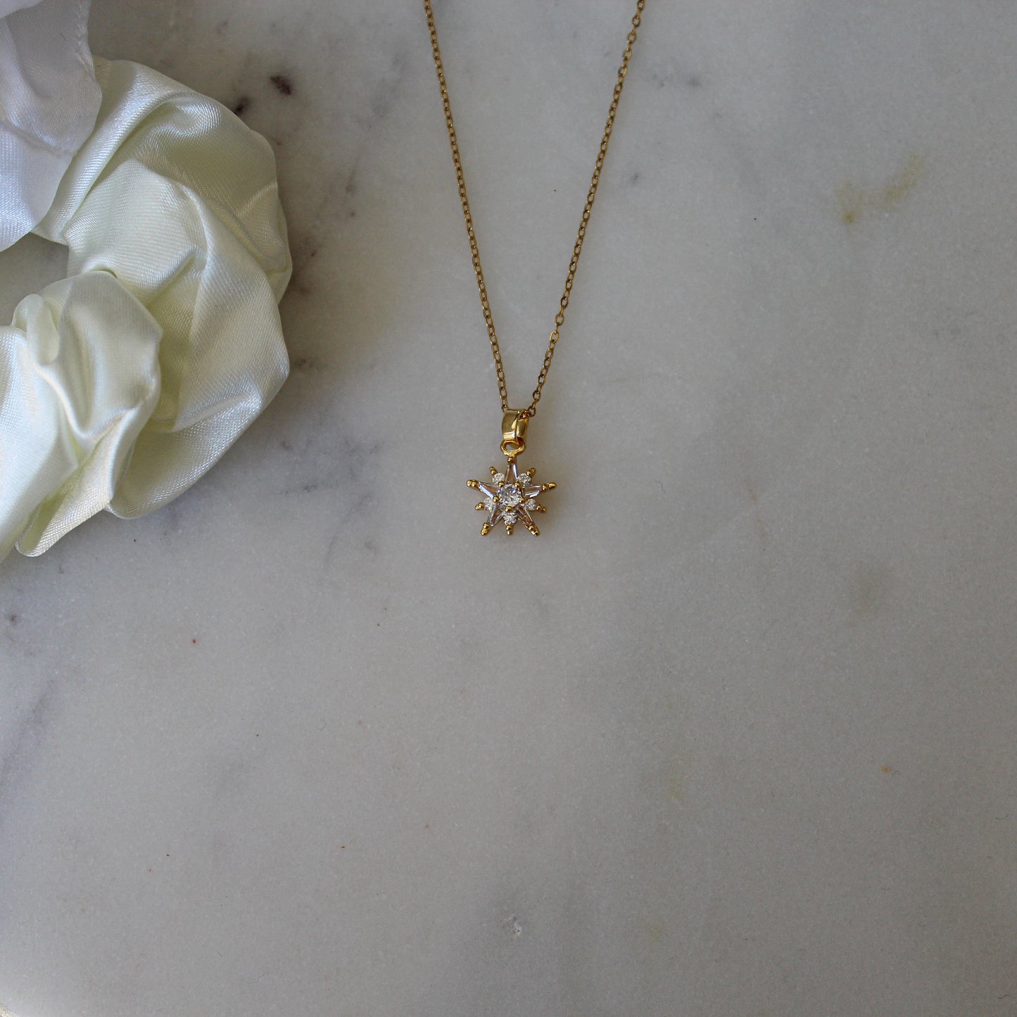 Collier étoile du Nord brillante