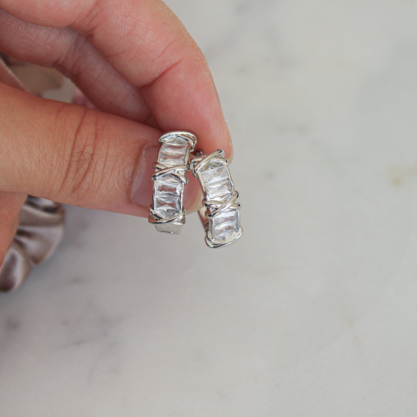 Ervina Sparkle Hoops