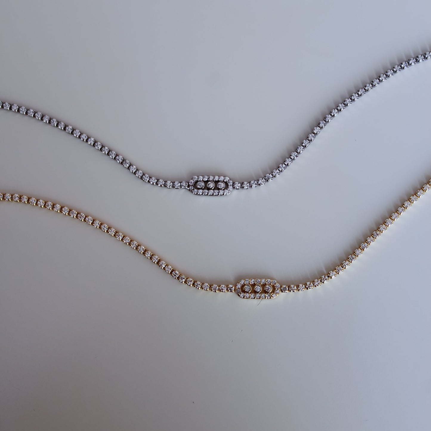 Amera VIP Armband