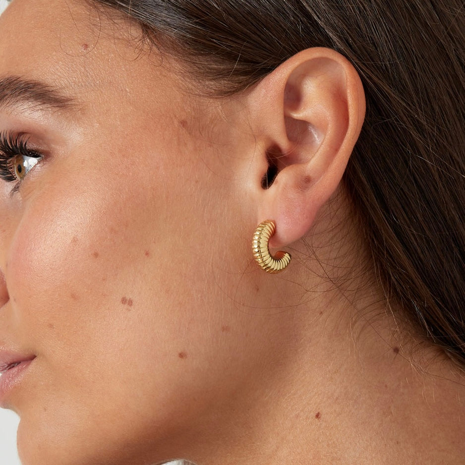 Mini Kate Hoops geriffelt