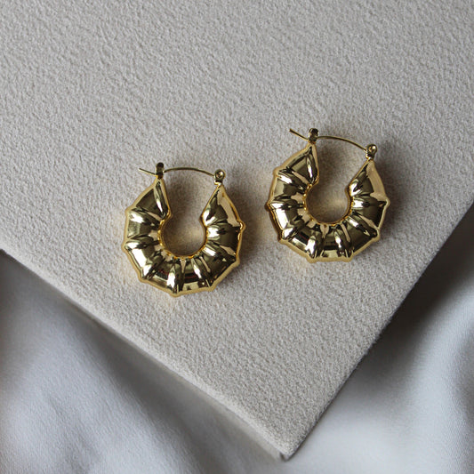 Semra Hoops