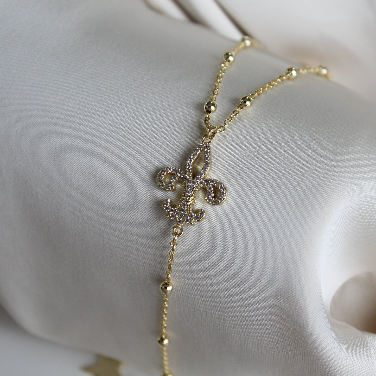 Fleur-de-Lis Y-Kette