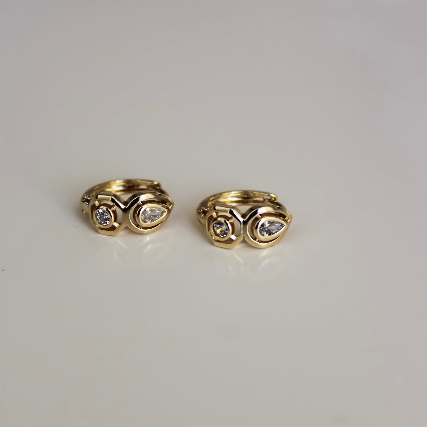 Niara VIP Hoops