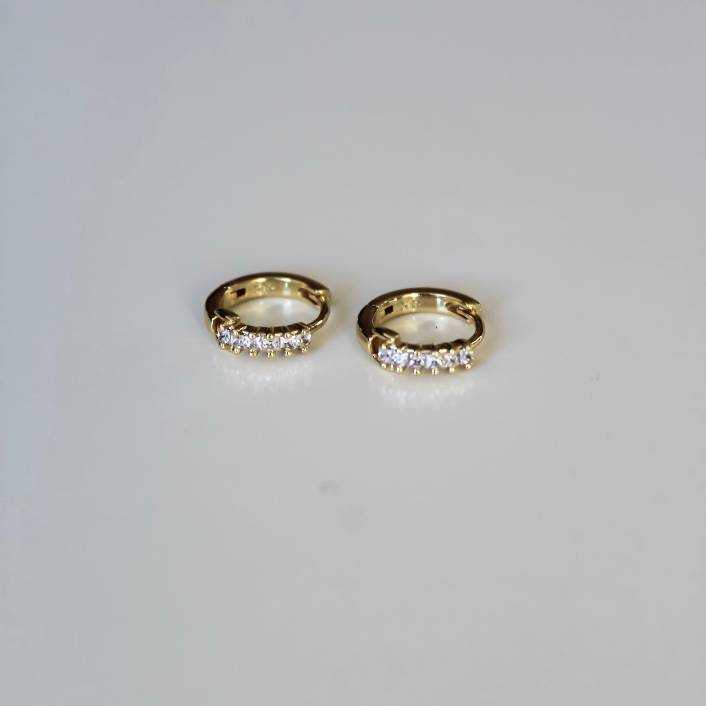 Adisa Mini VIP Hoops