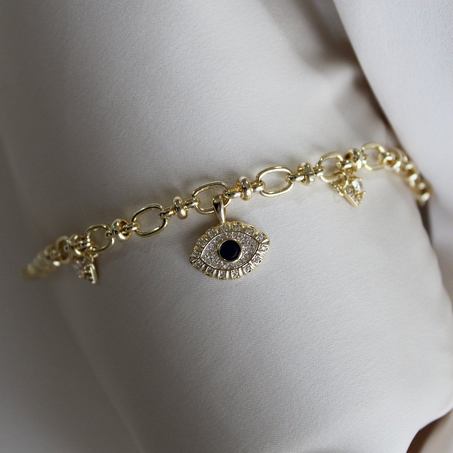 Evil Eye Charm Armband