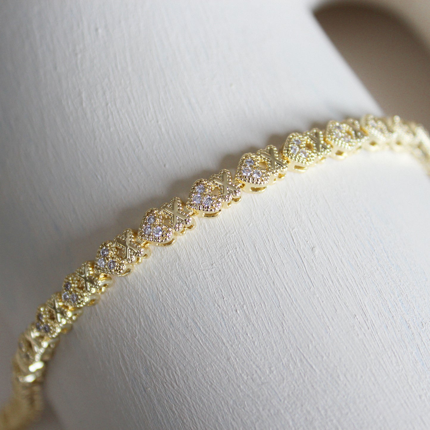 XO Heart Armband