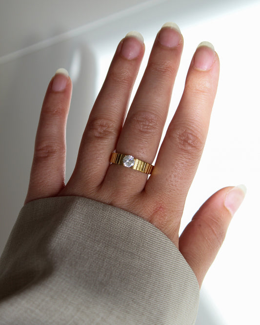 Stone Line Ring
