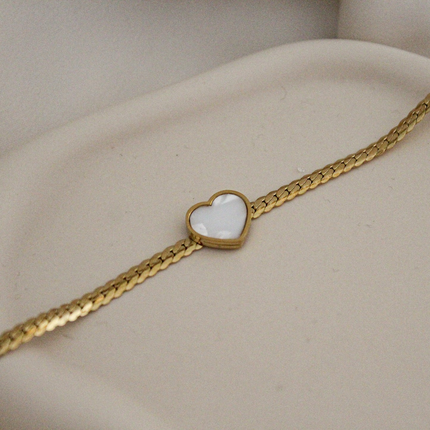 heart bracelet mother of pearl