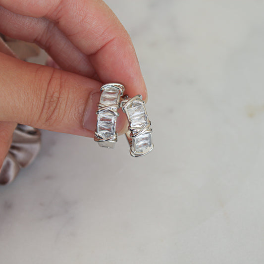 Ervina Sparkle Hoops